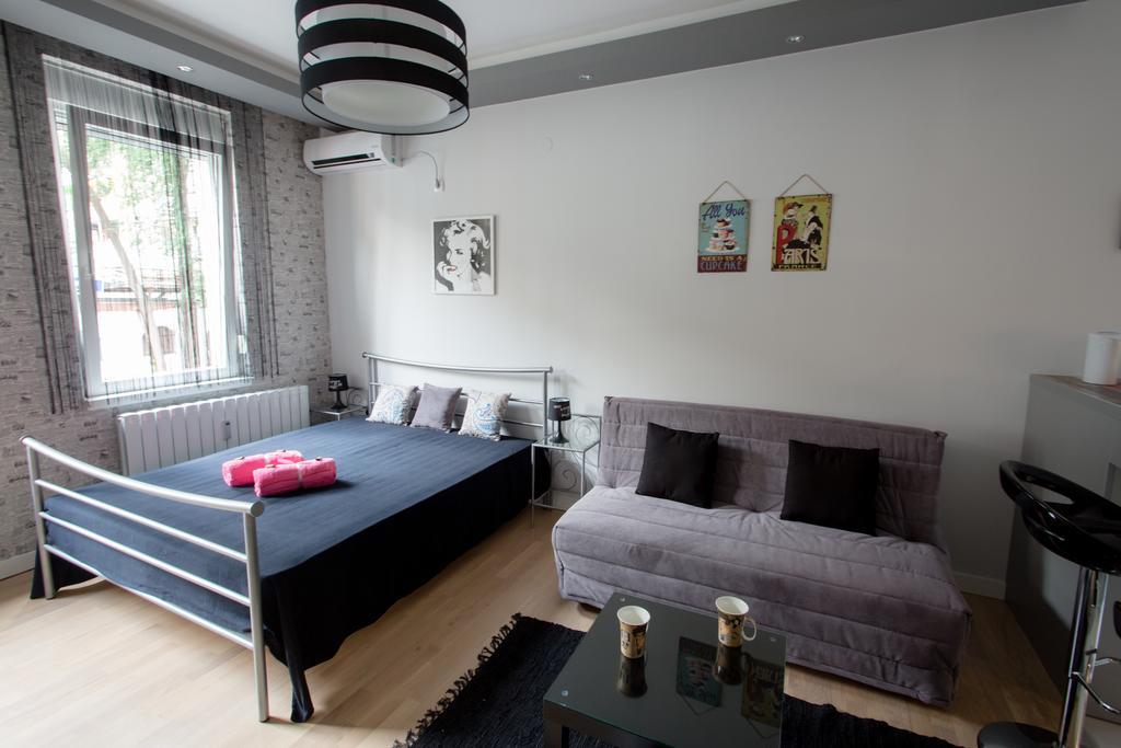 Lea Apartment Beograd Bagian luar foto