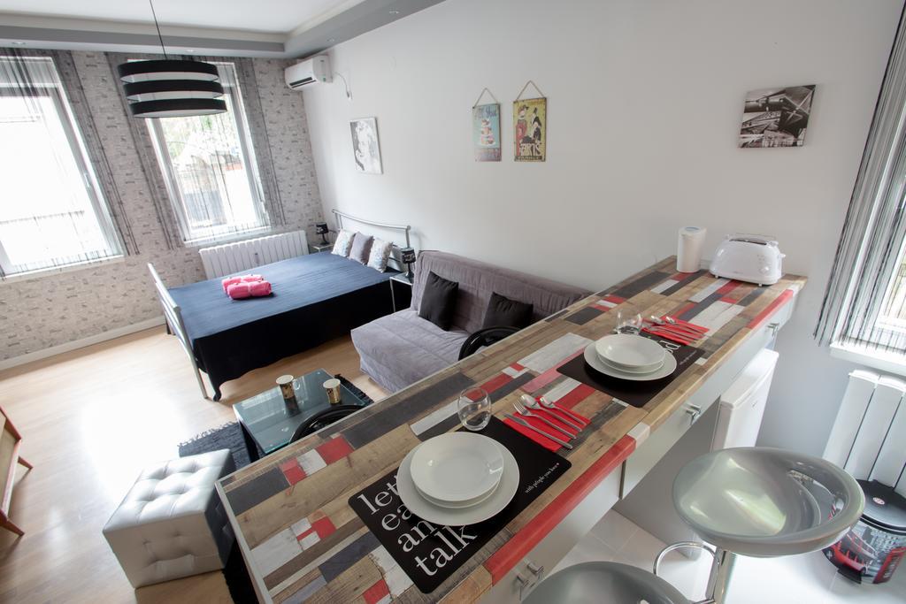 Lea Apartment Beograd Bagian luar foto