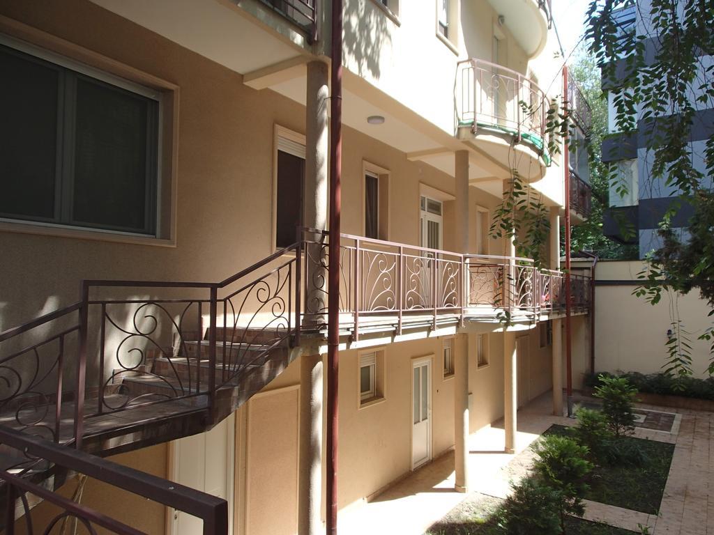 Lea Apartment Beograd Bagian luar foto